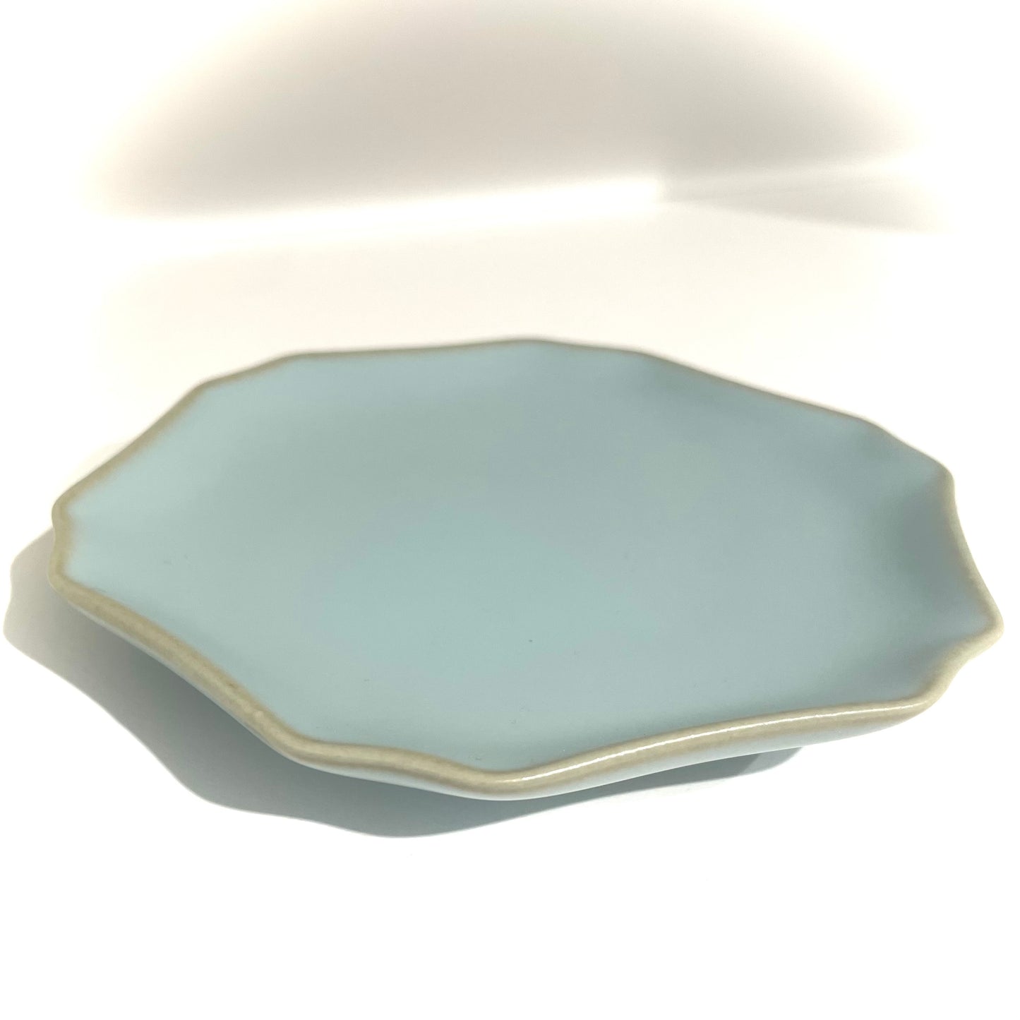 Lin’s Ceramic Studio Celadon Teeboot (Chapan)