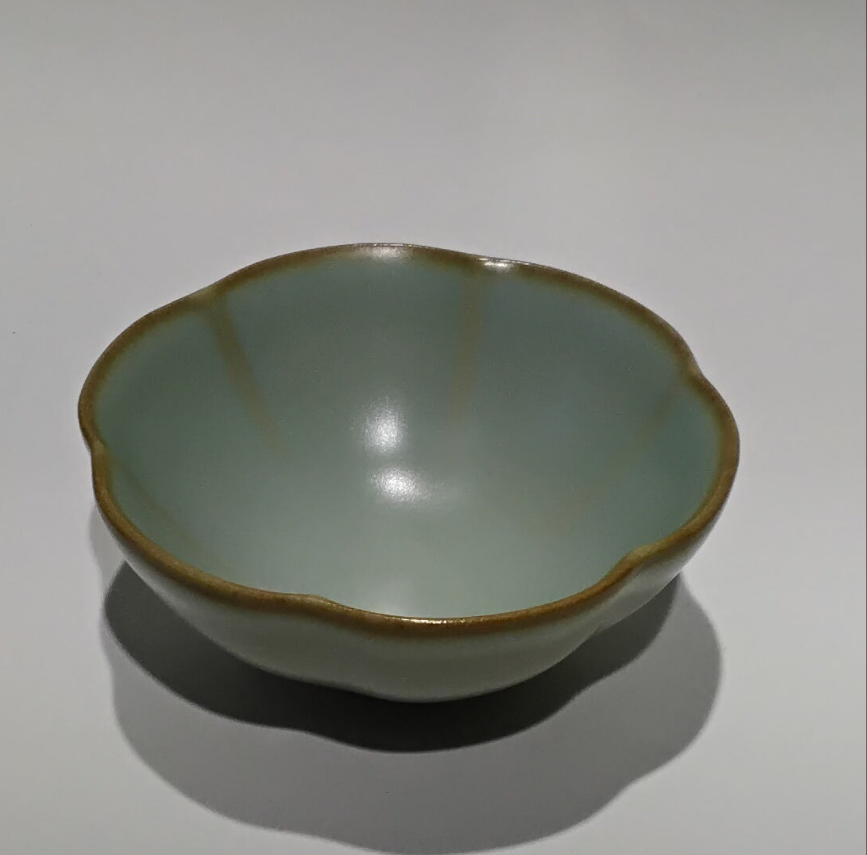 Lin's Ceramics Studio Celadon Teeschale