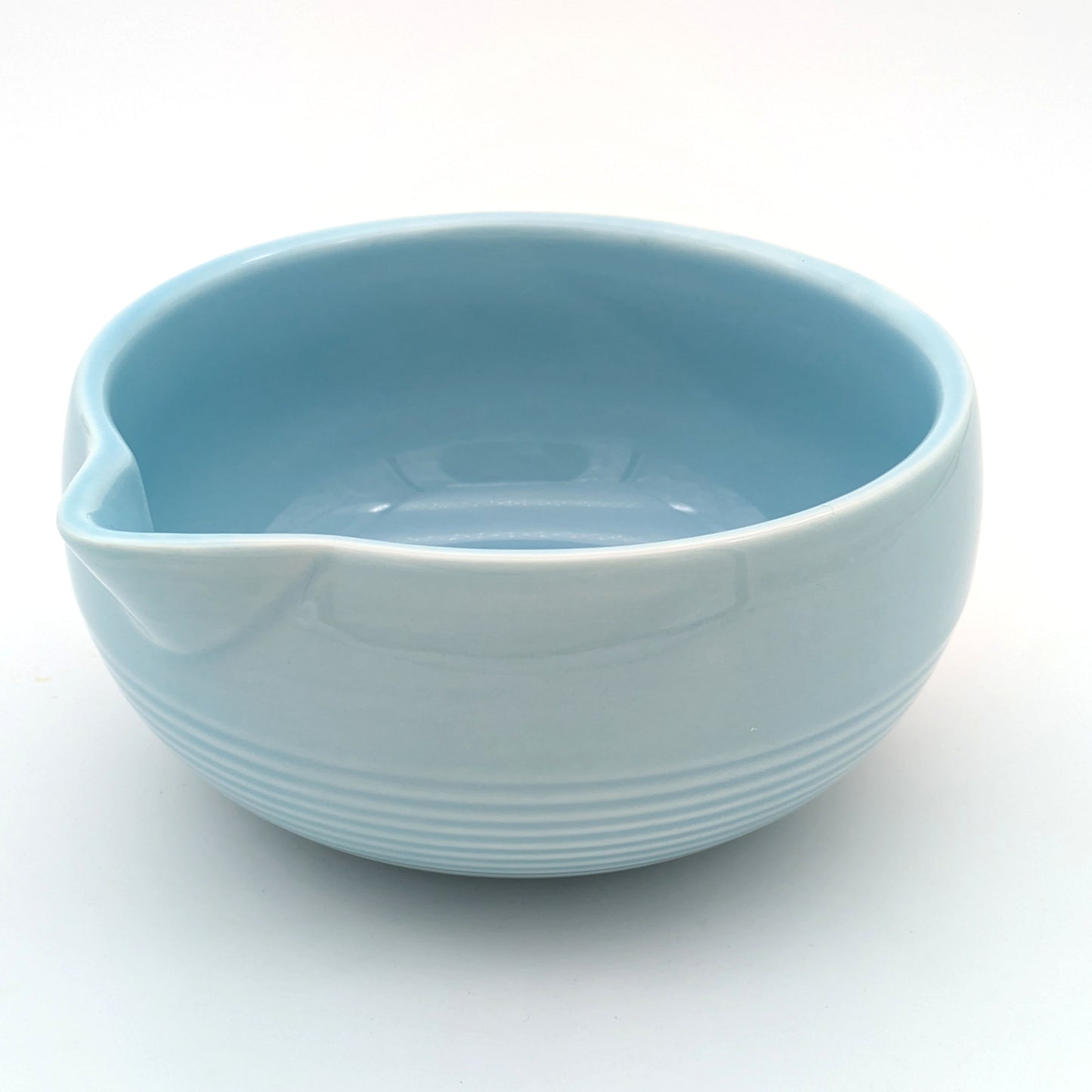 Matchaschale mit Ausguss